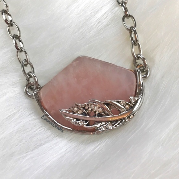 New Bohemian Rose Quartz & Cubic Zirconia Mountain Pendant Necklace - Picture 5 of 13